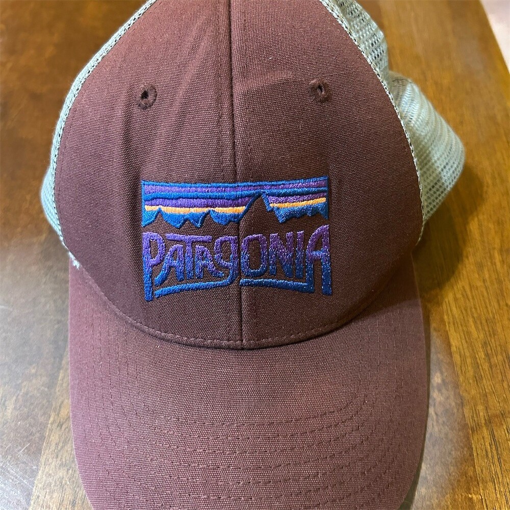 Patagonia Trucker Hat One Size Maroon Burgundy Mesh Snapback Logo Outdoor